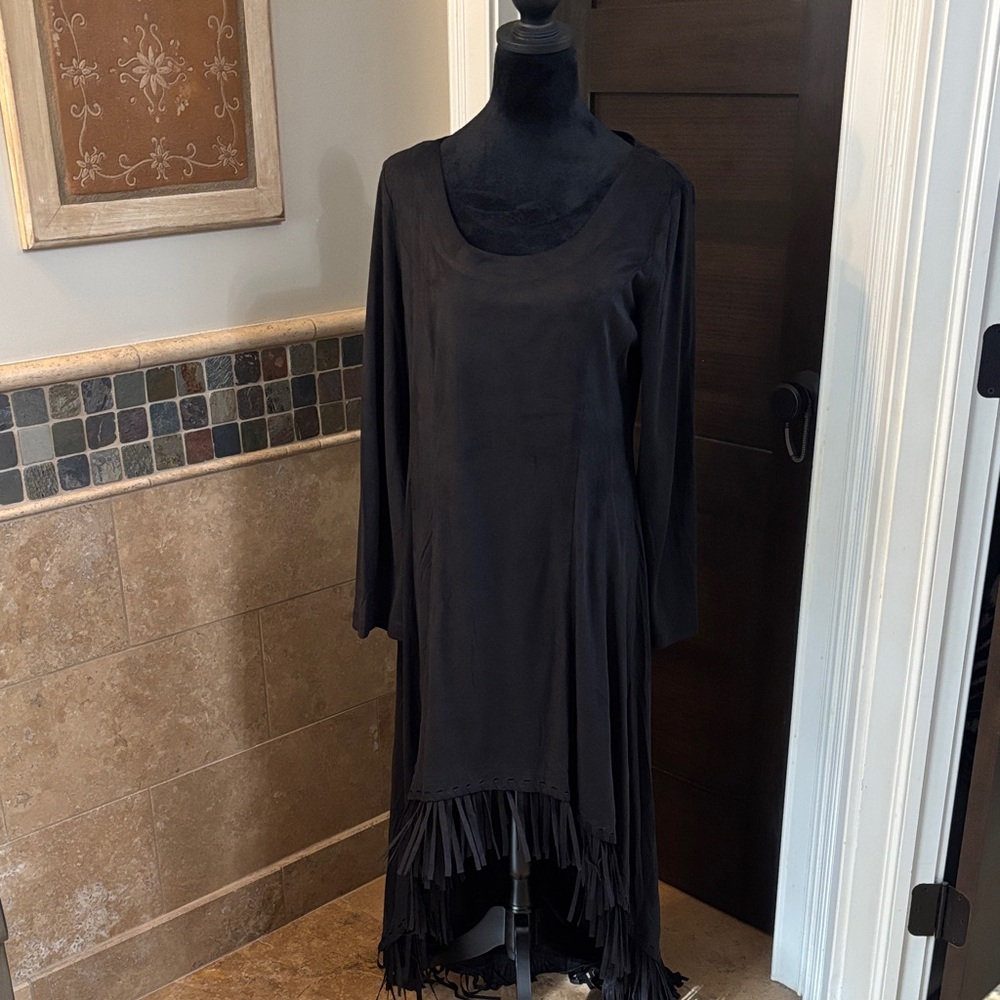 Chic Black/Brown velvet Long Sleeve Dress with Fringe Hem